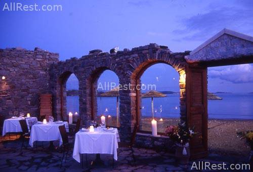 Astir of Paros 22